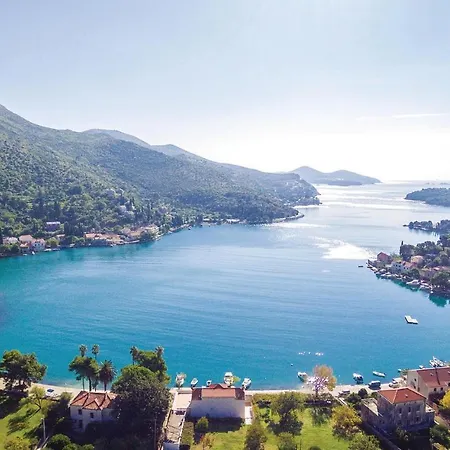 Veliki With Sea View 12 شقة