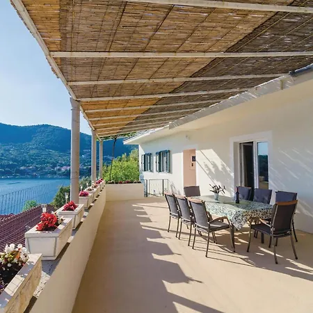 Veliki With Sea View 12 Apartment *