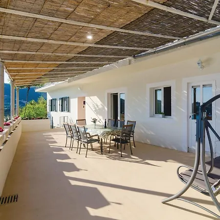 Veliki With Sea View 12 Appartement