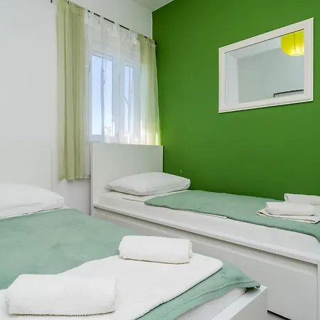 Veliki With Sea View 12 *