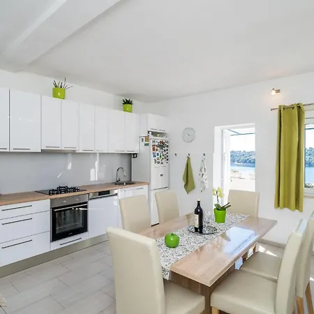 Veliki With Sea View 12 *