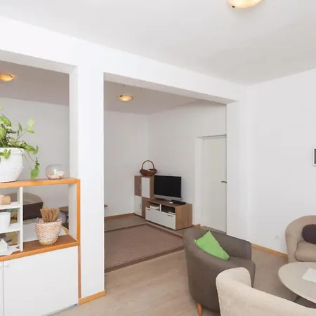 Veliki With Sea View 12 *